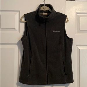 Columbia fleece vest